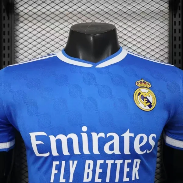 2026 Real Madrid Style Away Soccer Jersey - Elite Royal Blue & White Football Shirt - Unbranded High-Performance Teamwear